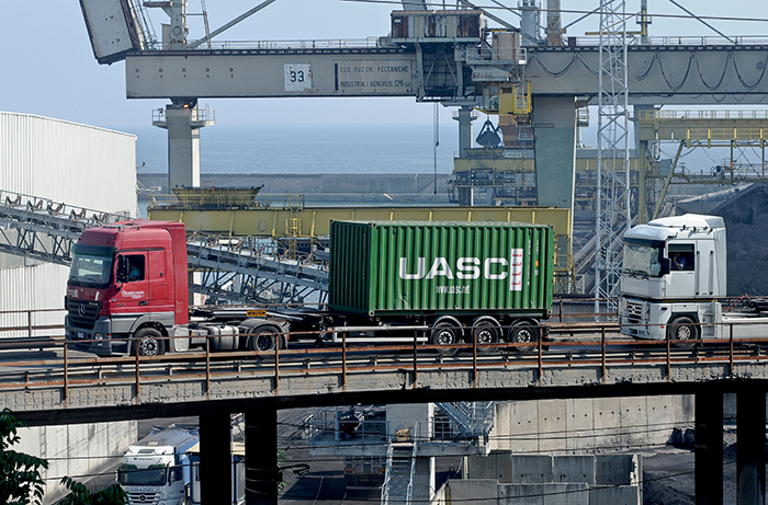 The tonnage of UASC is joining THE Alliance via its merger with Hapag-Lloyd.